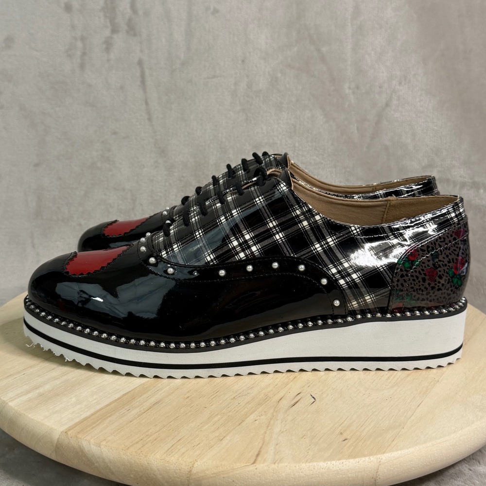 Betsey Johnson T-Nona Heart Plaid Patent Leather Platform Oxfords Black Red 10M - Picture 4 of 16